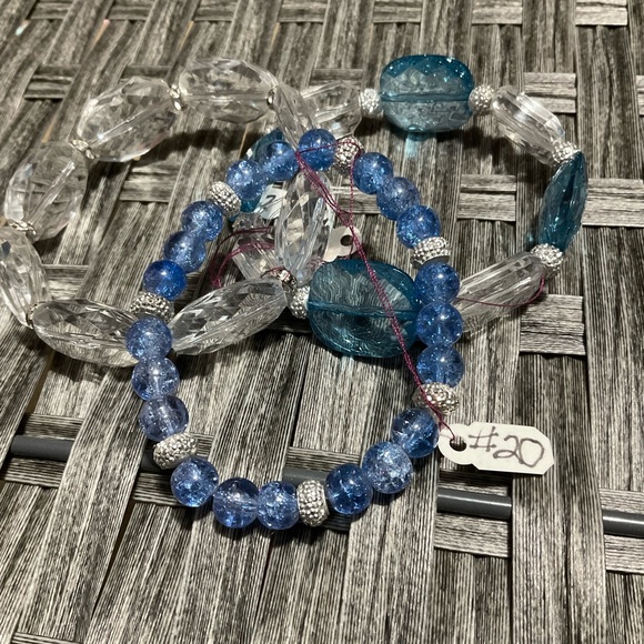 Glass beaded bracelet set - Picture 6 of 6